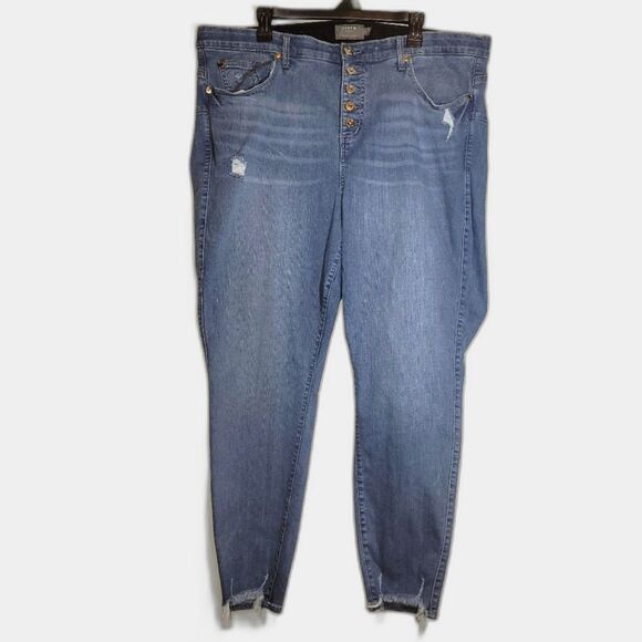 Torrid Bombshell Skinny Distressed Premium Stretch Jeans 22T - Picture 1 of 10
